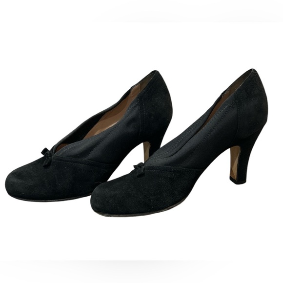 ANYI LU Suede Leather Bow Elastic Side Pump 2” Heels, size 7.5, retail $378 - Picture 3 of 5